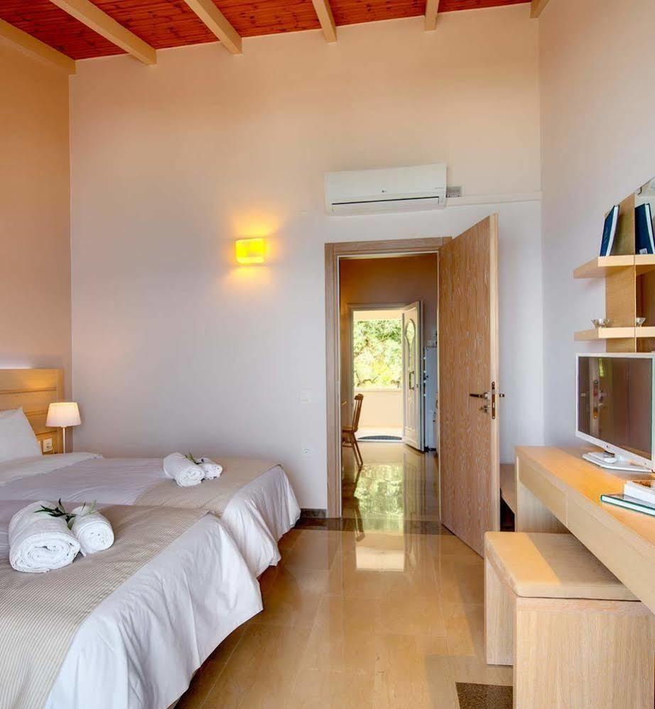 Krouzeri Beach Apartments Katávolos エクステリア 写真