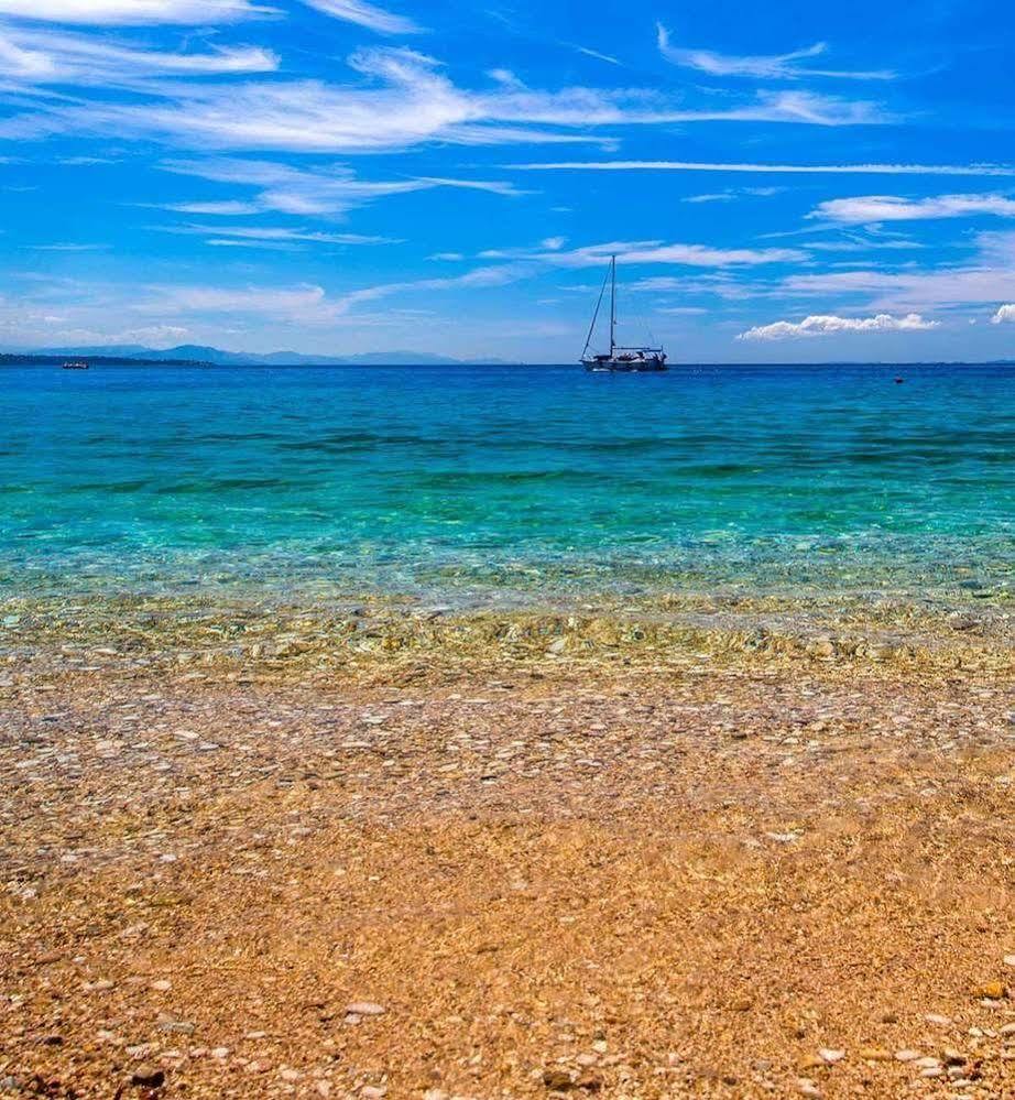 Krouzeri Beach Apartments Katávolos エクステリア 写真