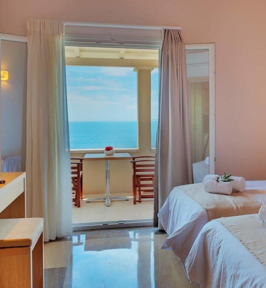 Krouzeri Beach Apartments Katávolos エクステリア 写真
